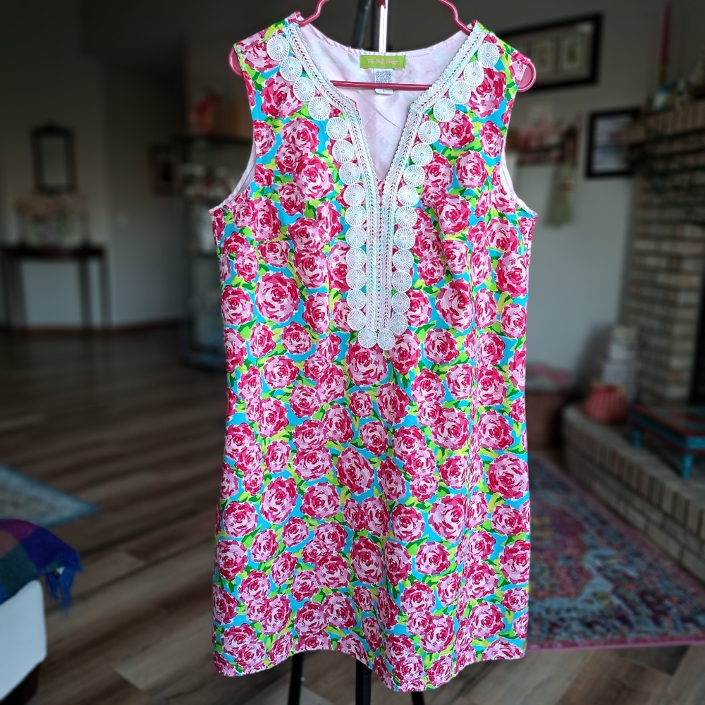 NWOT Shift Lilly Pulitzer Inspired, Size L